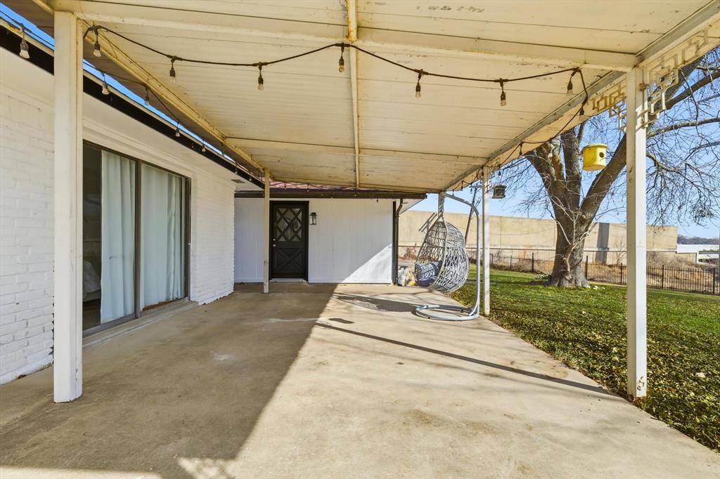 5601 Edgewater Circle Rowlett, TX 75088 - Photo 29 of 37