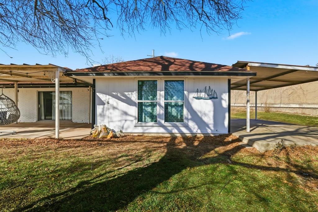 5601 Edgewater Circle Rowlett, TX 75088 - Photo 32 of 37