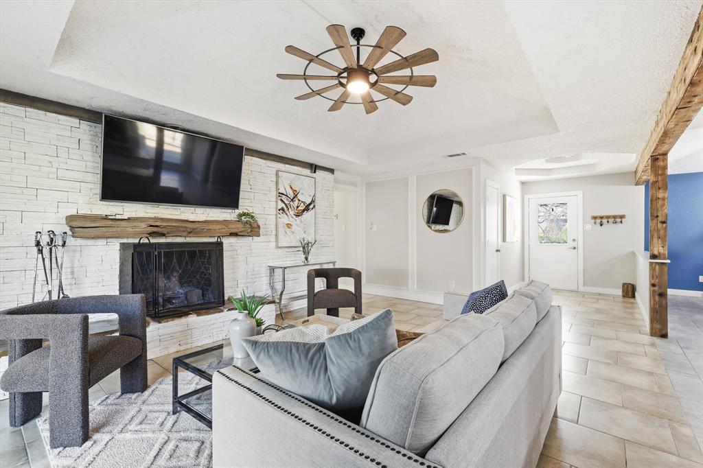 5601 Edgewater Circle Rowlett, TX 75088 - Photo 6 of 37