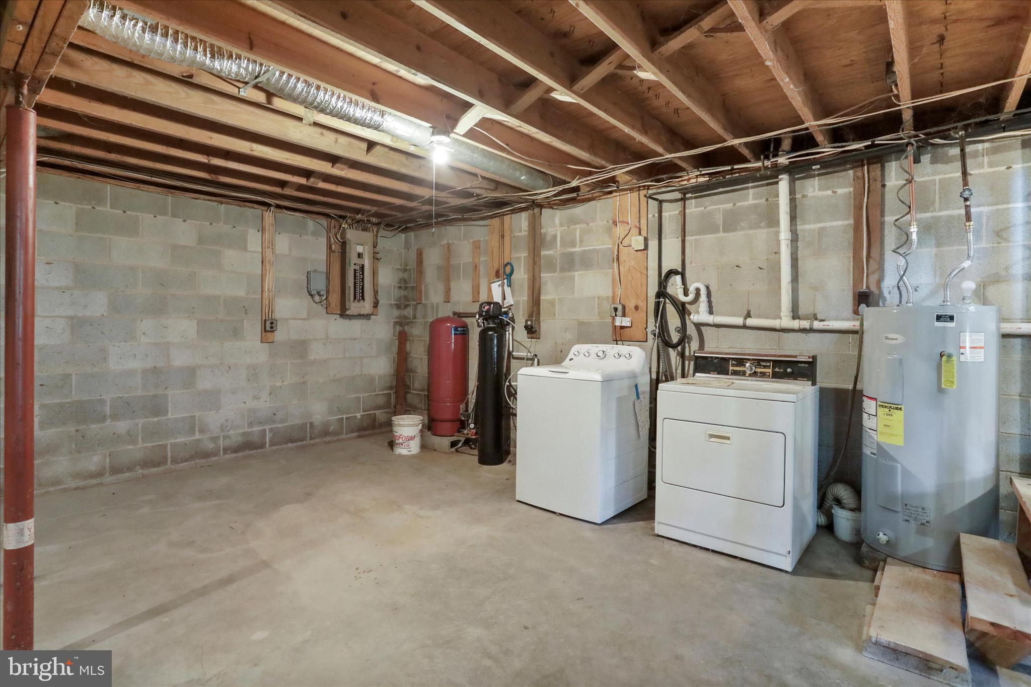 1517 Kendrick Ford Road Front Royal, VA 22630 - Photo 29 of 39 a utility room with dryer and washer