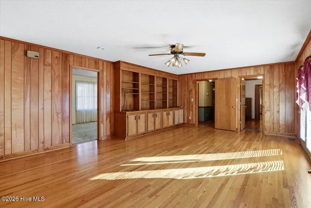 $295,000 | 501 North Front Street, Pink Hill, NC 28572