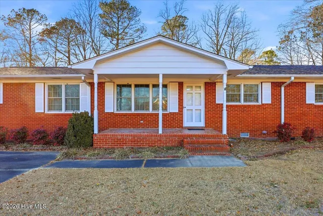 $295,000 | 501 North Front Street, Pink Hill, NC 28572