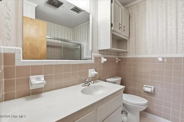 $295,000 | 501 North Front Street, Pink Hill, NC 28572