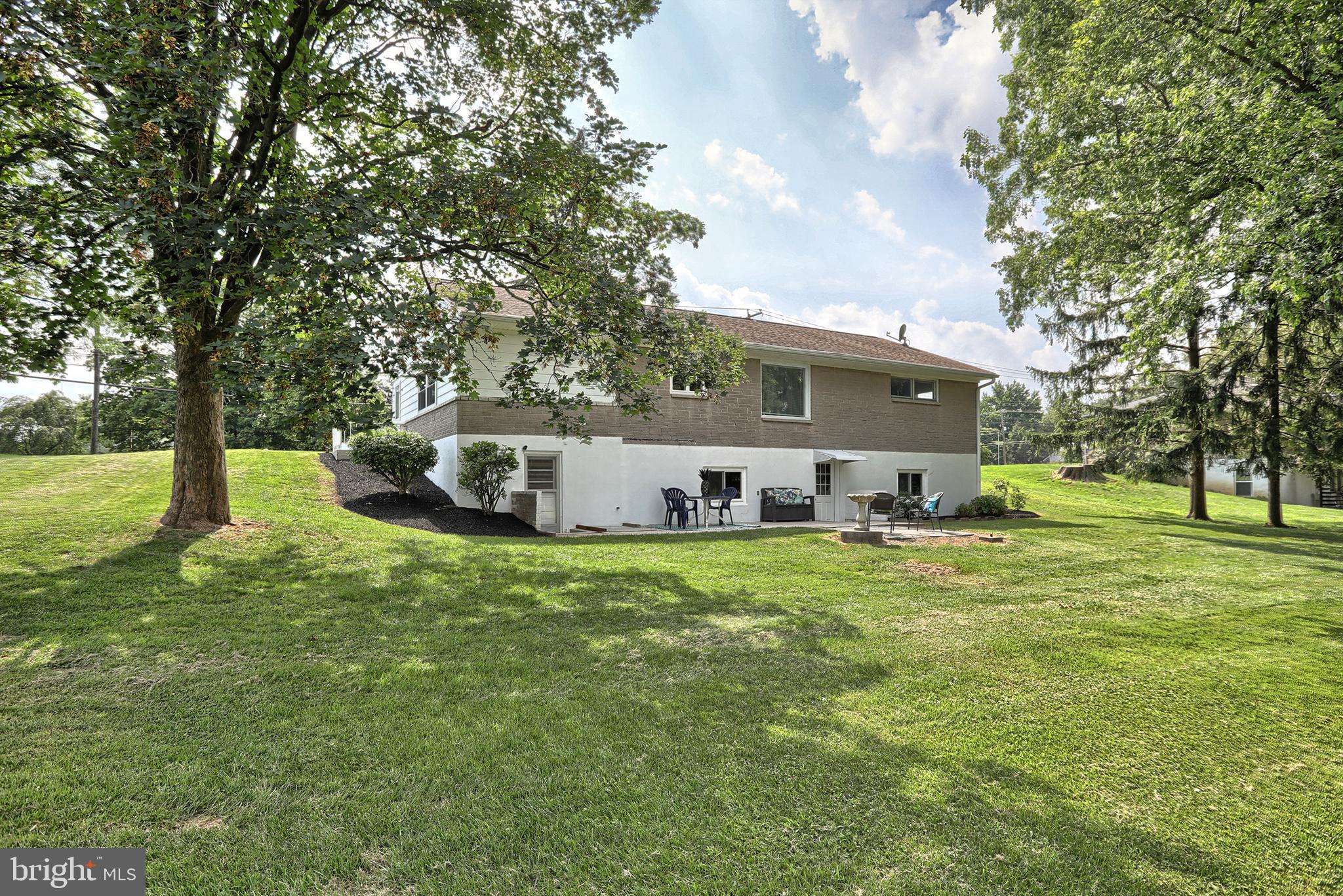 1418 Cornwall Road Lebanon, PA 17042 - Photo 30 of 36 Full bath & laundry in LL not shown in photos