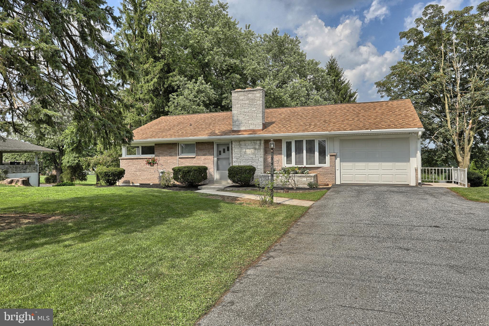 1418 Cornwall Road Lebanon, PA 17042 - Photo 32 of 36 Convenient location