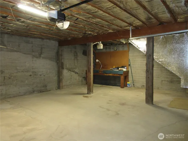 a view of entryway with a wooden floor