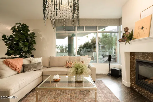 $675,000 | 140 East Rio Salado Parkway, Unit 111, Tempe, AZ 85281