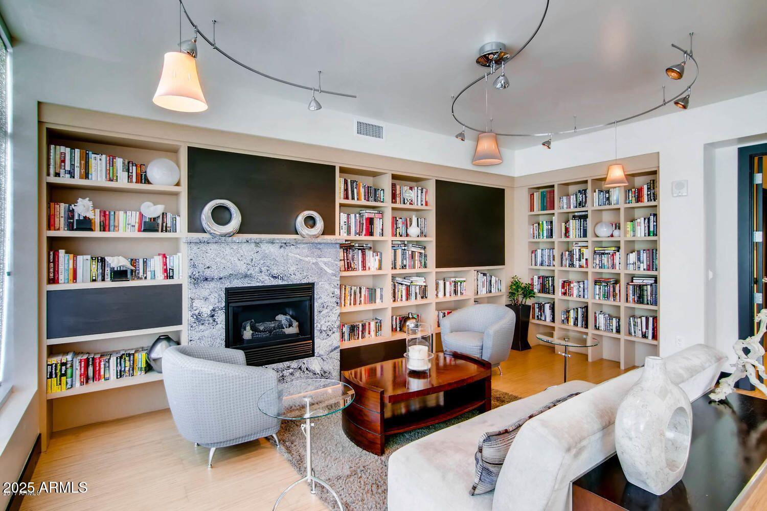 140 East Rio Salado Parkway, Unit 111 Tempe, AZ 85281 - Photo 37 of 47 Club Book Exchange Room