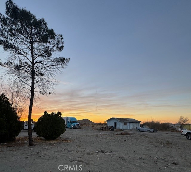 1494 El Mirage Road Adelanto, CA 92301 - Photo 16 of 42