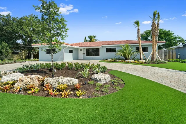 $5,500 | 251 Southeast 7th Street, Pompano Beach, FL 33060