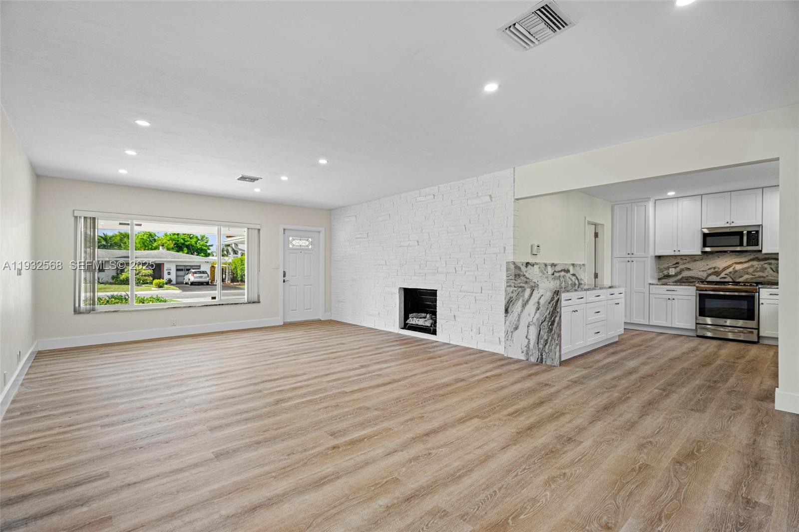 251 Southeast 7th Street Pompano Beach, FL 33060 - Photo 22 of 41