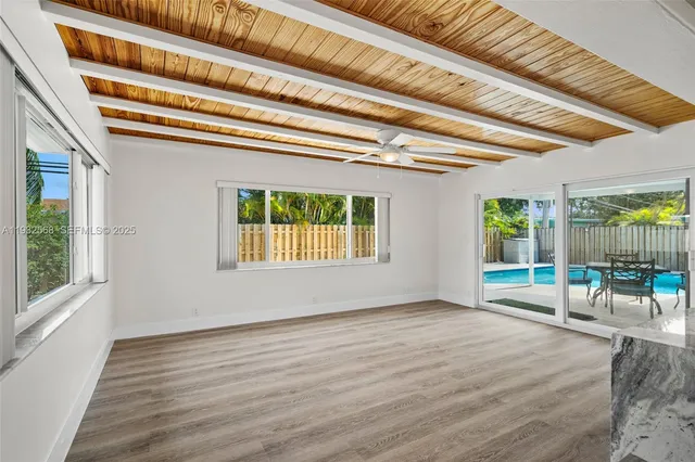 $5,500 | 251 Southeast 7th Street, Pompano Beach, FL 33060