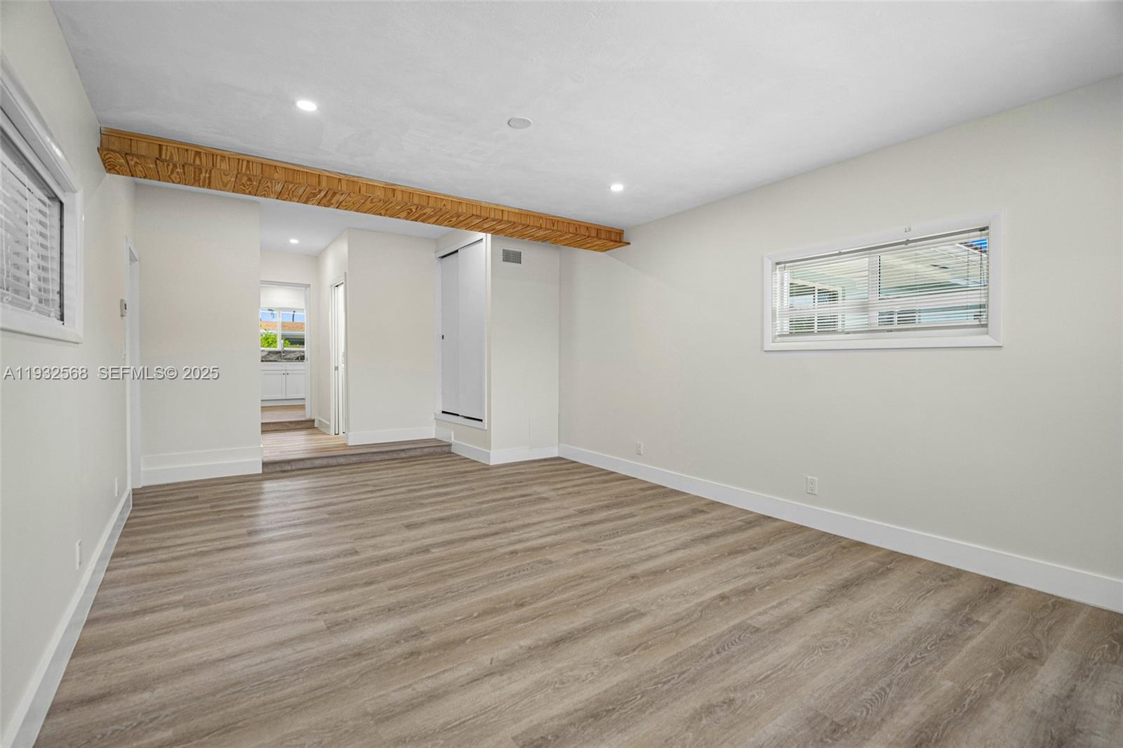 251 Southeast 7th Street Pompano Beach, FL 33060 - Photo 31 of 41