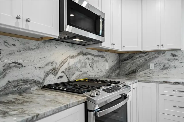 $5,500 | 251 Southeast 7th Street, Pompano Beach, FL 33060