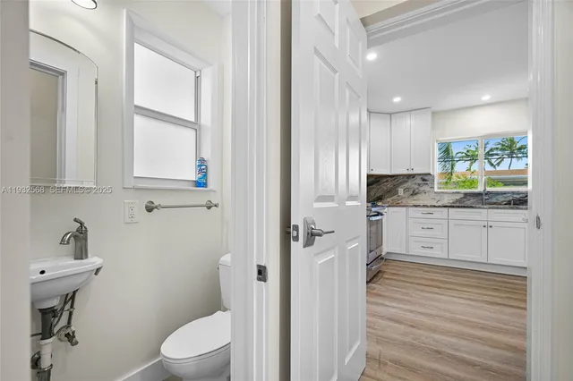 $5,500 | 251 Southeast 7th Street, Pompano Beach, FL 33060