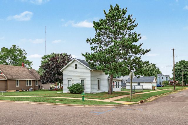 $179,900 | 1134 Water Street, Chippewa Falls, WI 54729