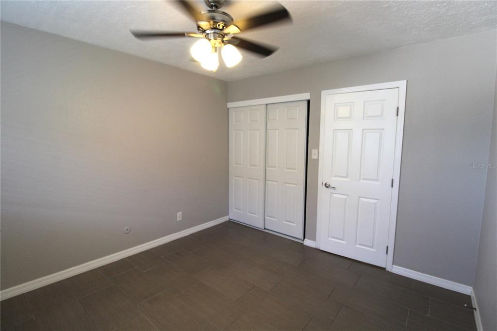 3001 Bee Ridge Road, Unit 207 Sarasota, FL 34239 - Photo 7 of 19