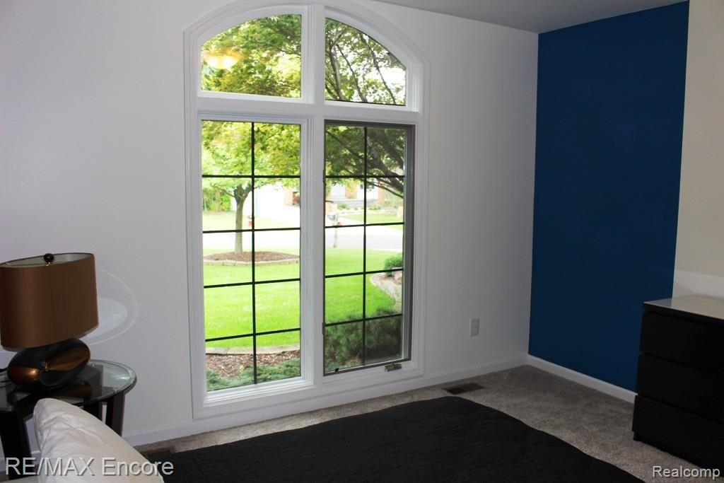 315 Rose Brier Drive Rochester Hills, MI 48309 - Photo 48 of 68