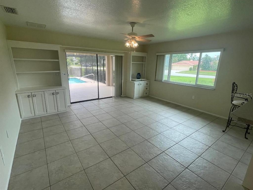 3799 Countryside Road Sarasota, FL 34233 - Photo 9 of 31