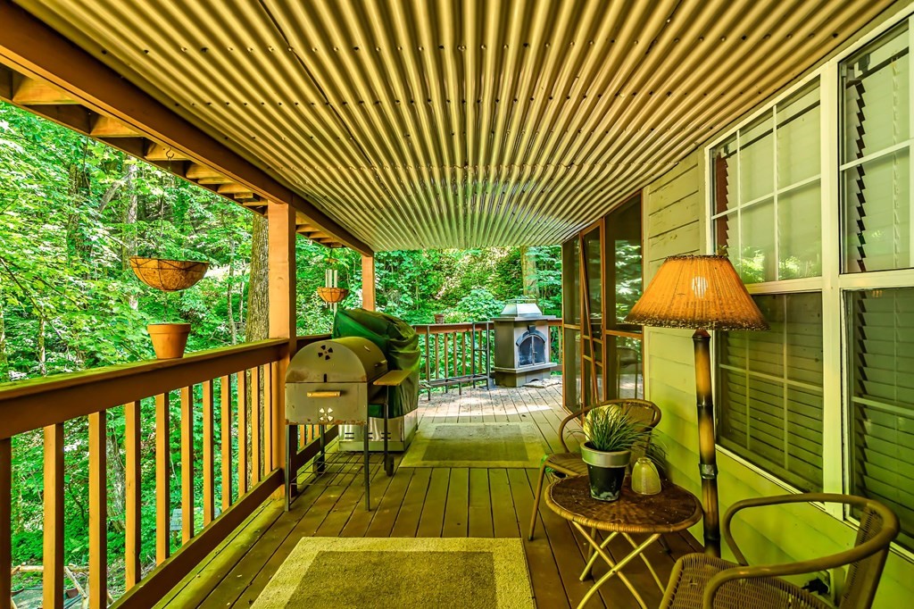 2590 Bluff Mountain Road Sevierville, TN 37876 - Photo 22 of 31 Gallery Image 22