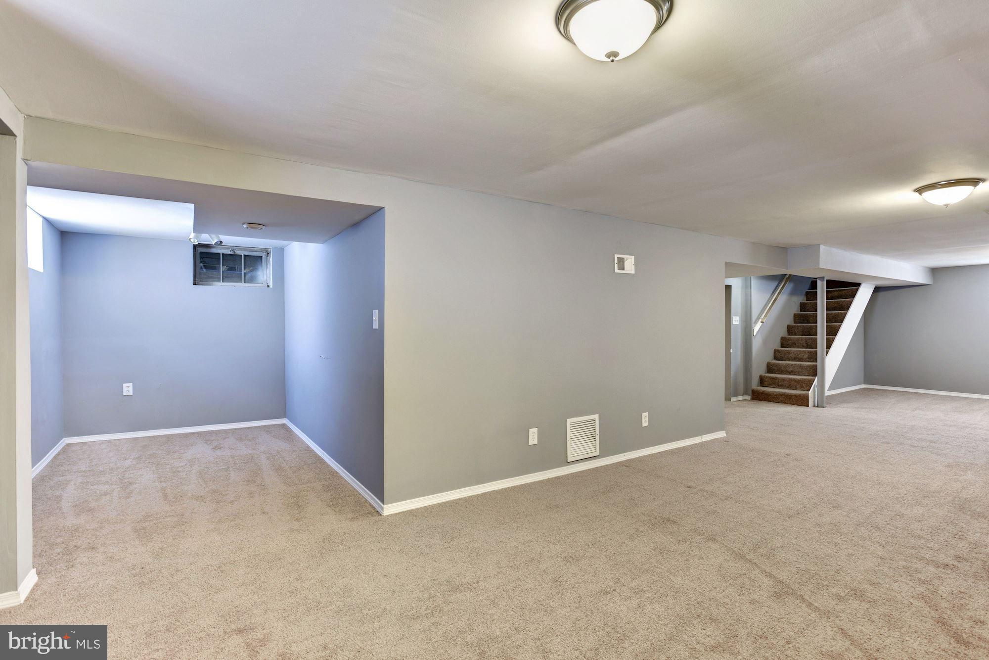 6212 Scranton Road Baltimore, MD 21237 - Photo 21 of 32 Family Room