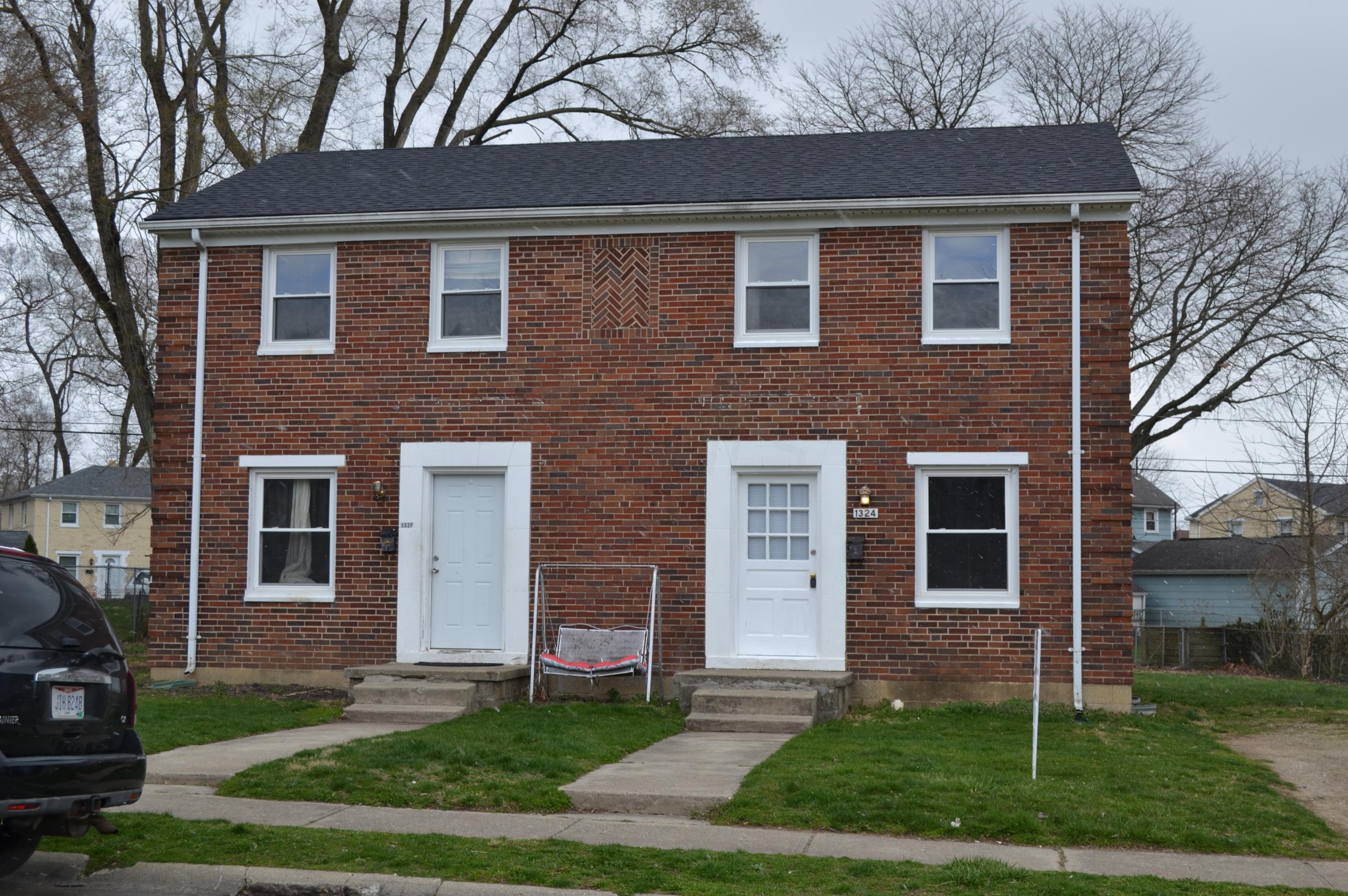 1324 West Cedarview Drive Springfield, OH 45503 - Photo 1 of 19