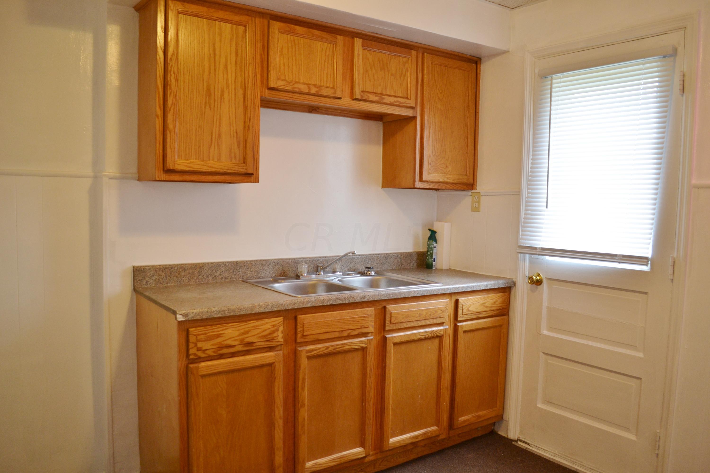 1324 West Cedarview Drive Springfield, OH 45503 - Photo 8 of 19
