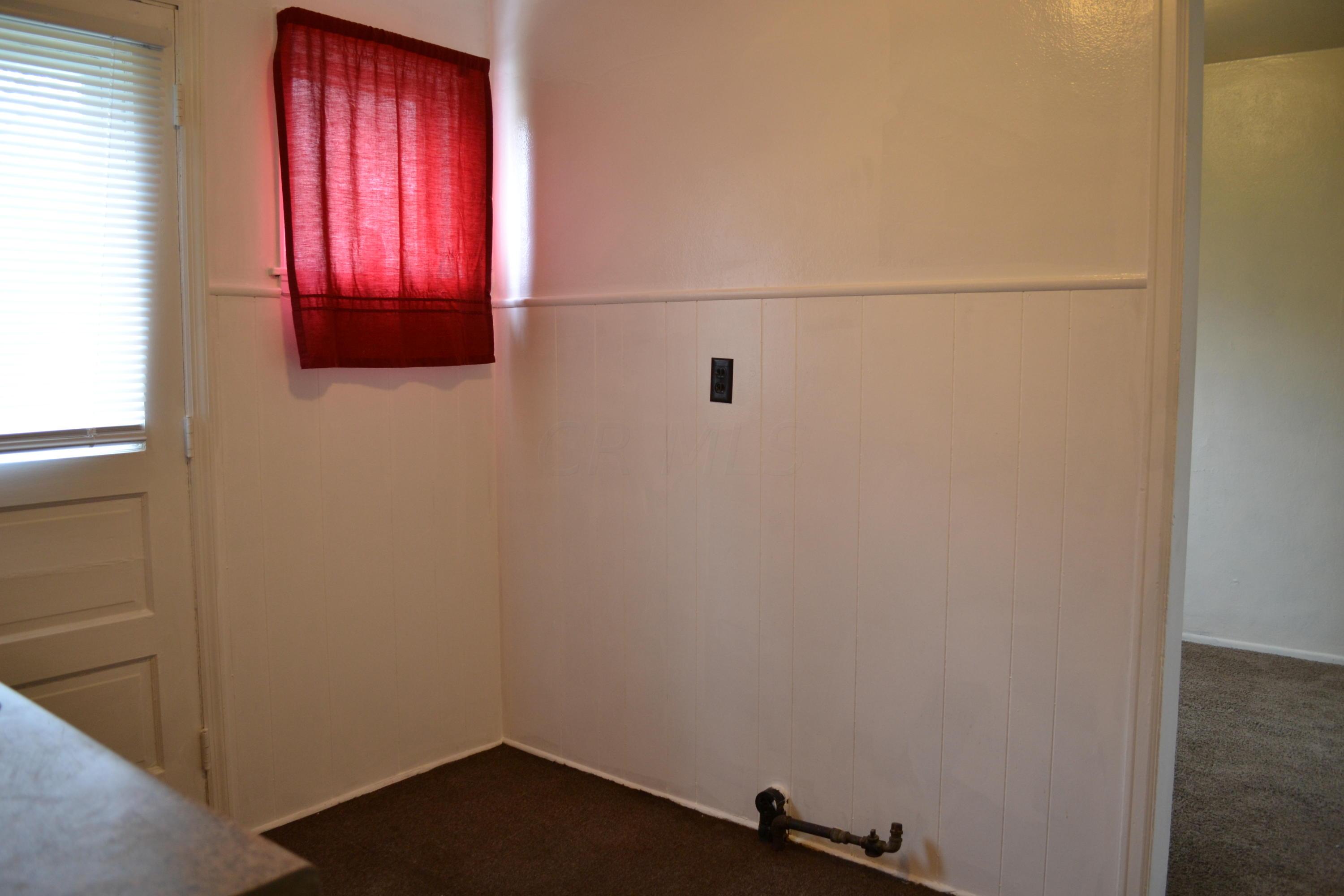 1324 West Cedarview Drive Springfield, OH 45503 - Photo 9 of 19