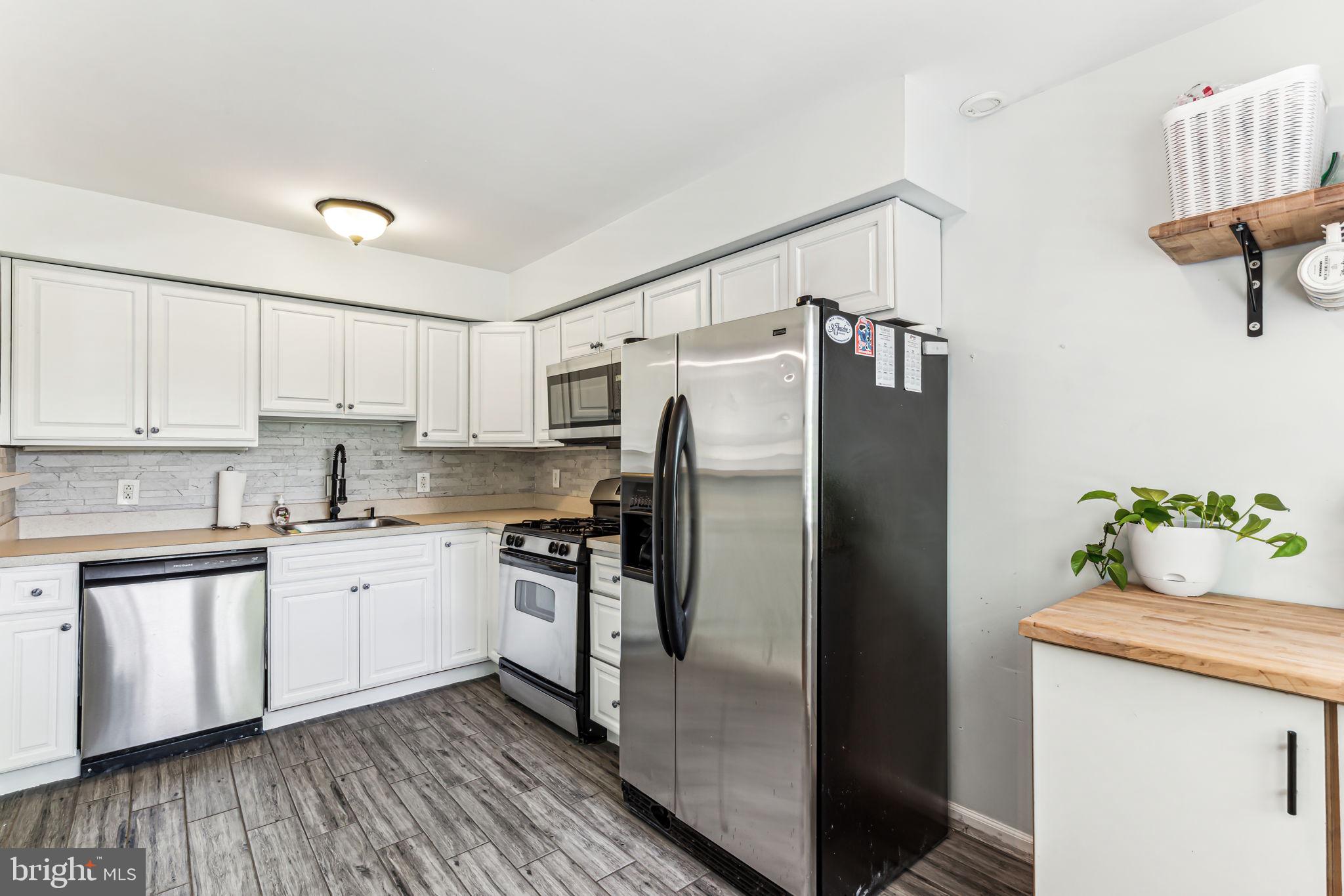 12407 Barbary Road Philadelphia, PA 19154 - Photo 14 of 35