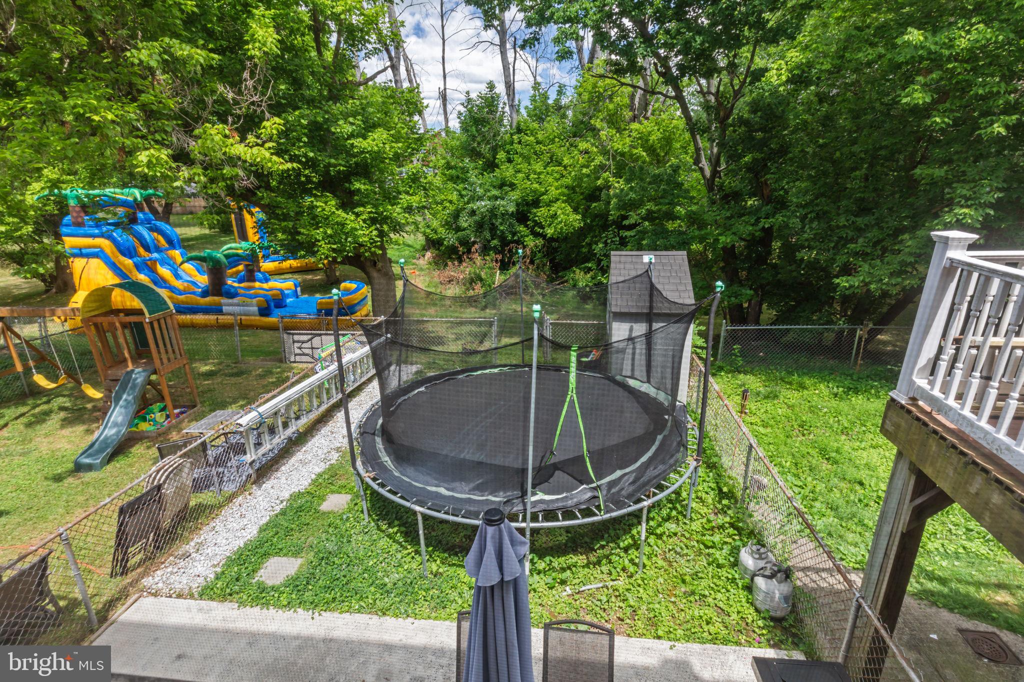 12407 Barbary Road Philadelphia, PA 19154 - Photo 31 of 35
