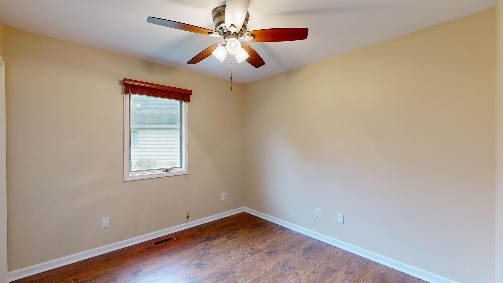 11450 Windmill Pointe Clio, MI 48420 - Photo 16 of 43 50156902-4bd0bfd3-f29d-4f67-950f-f294e69d3058.JPG