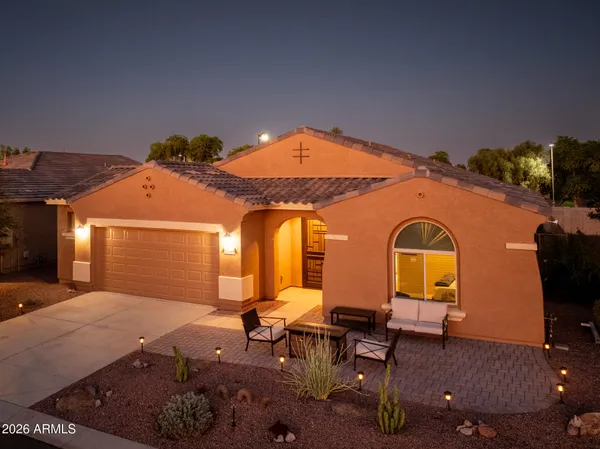 $359,900 | 20249 North Winter Escape Court, Maricopa, AZ 85138