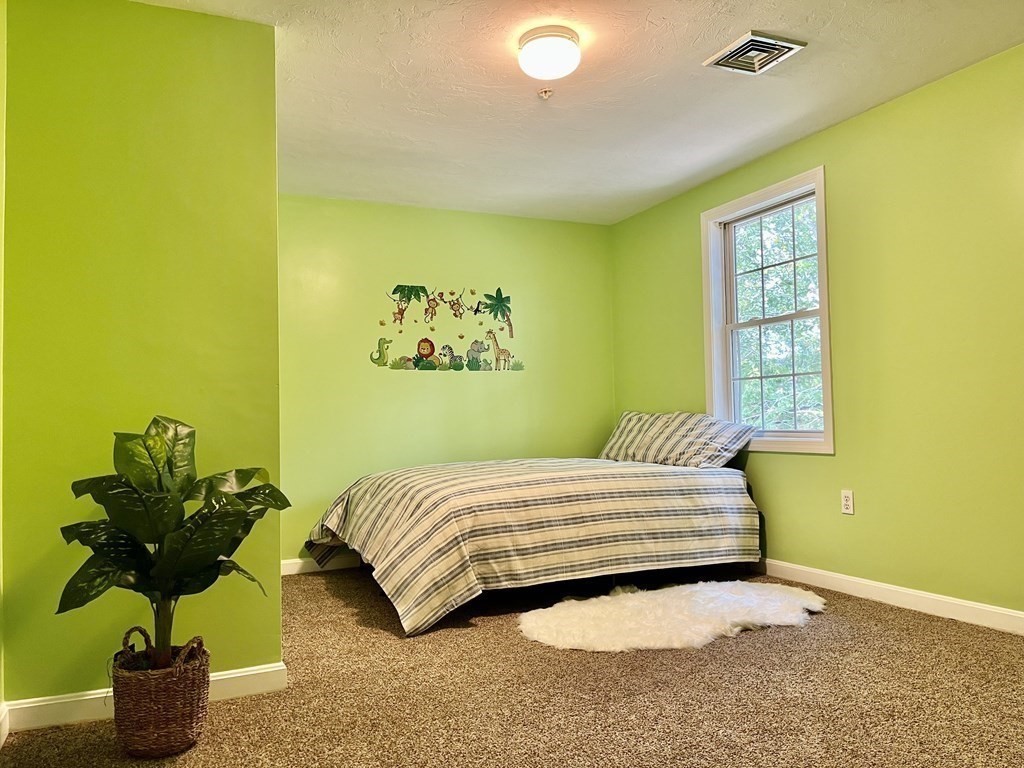 985 Trapelo Road, Unit 18 Waltham, MA 02452 - Photo 14 of 22