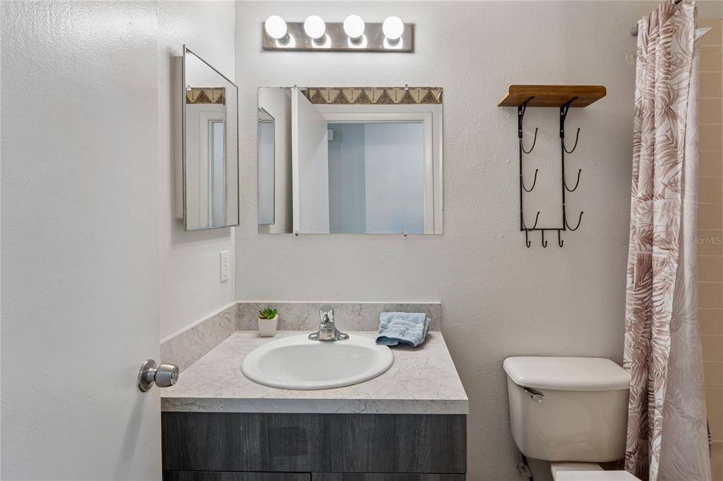 4362 Azora Road Spring Hill, FL 34608 - Photo 20 of 48