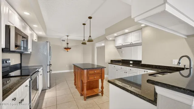 $995,000 | 2065 A1A Jimmy Buffett Mem Highway, Unit 2065, Indian Harbour Beach, FL 32937