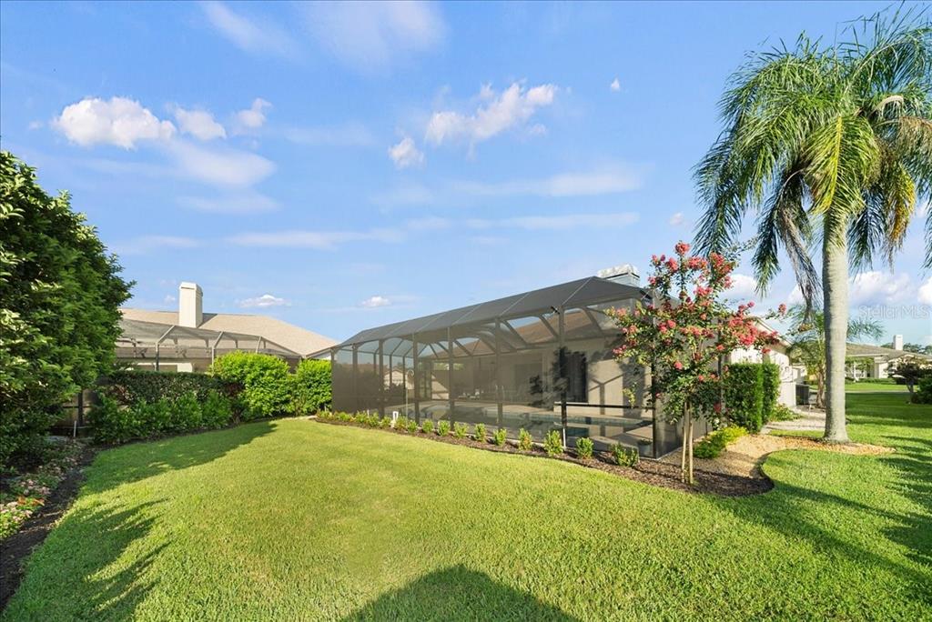 4321 Presidential Ave Circle East Bradenton, FL 34203 - Photo 39 of 49 a view of a garden