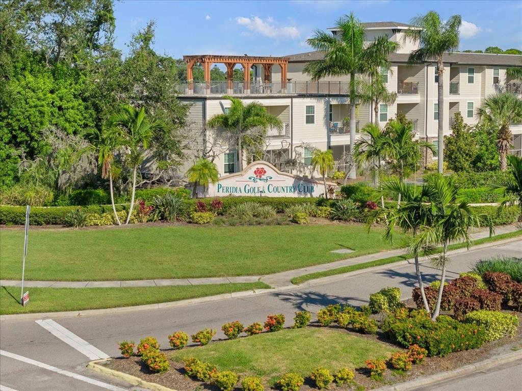 4321 Presidential Ave Circle East Bradenton, FL 34203 - Photo 42 of 49 a front view of a house with a yard