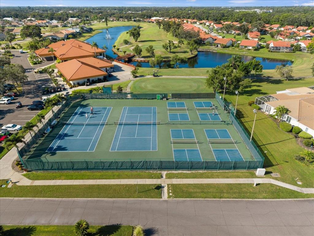 4321 Presidential Ave Circle East Bradenton, FL 34203 - Photo 44 of 49 a view of an outdoor space