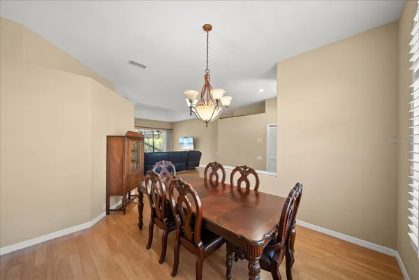 $575,000 | 4321 Presidential Ave Circle East, Bradenton, FL 34203