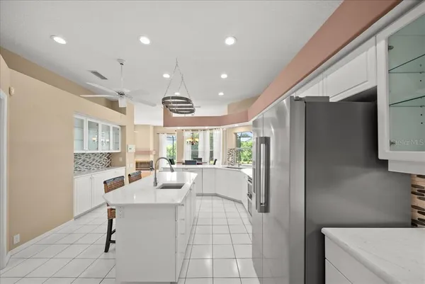 $575,000 | 4321 Presidential Ave Circle East, Bradenton, FL 34203