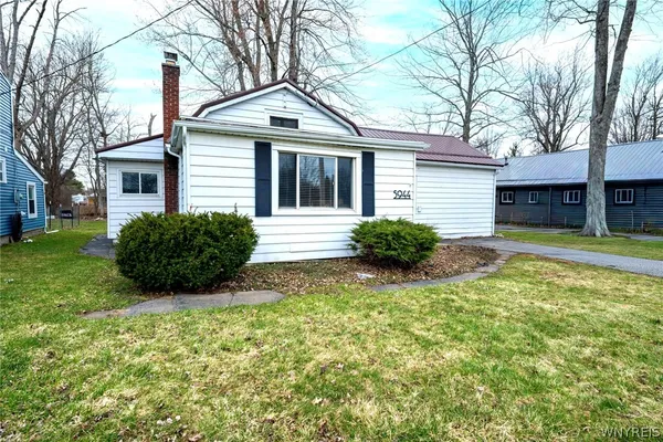 $190,000 | 5944 Lakeview Terrace, Hamburg, NY 14085
