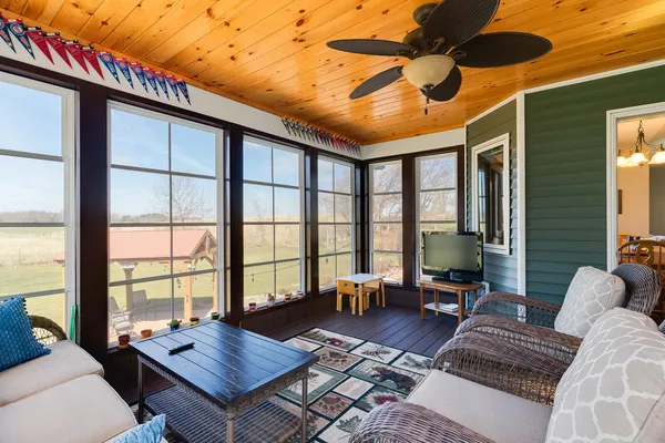 $649,900 | N7133 Sunrise Lane, Holland, WI 54636