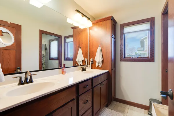 $649,900 | N7133 Sunrise Lane, Holland, WI 54636