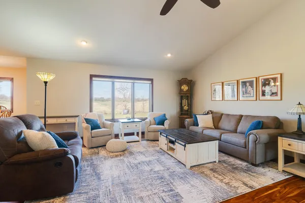 $649,900 | N7133 Sunrise Lane, Holland, WI 54636