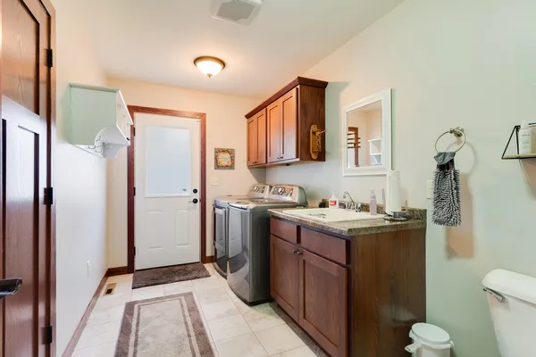 $649,900 | N7133 Sunrise Lane, Holland, WI 54636