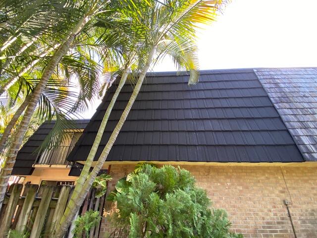 127 Woodland Road Palm Springs, FL 33461 - Photo 4 of 11 a view of outdoor space and deck