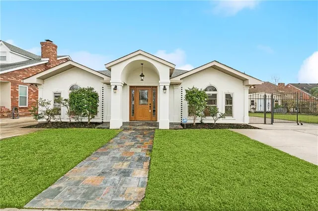 $360,000 | 3417 Karen Drive, Chalmette, LA 70043