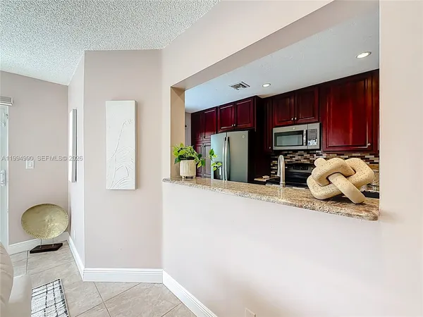 $545,000 | 5043 Pointe Emerald Lane, Boca Raton, FL 33431