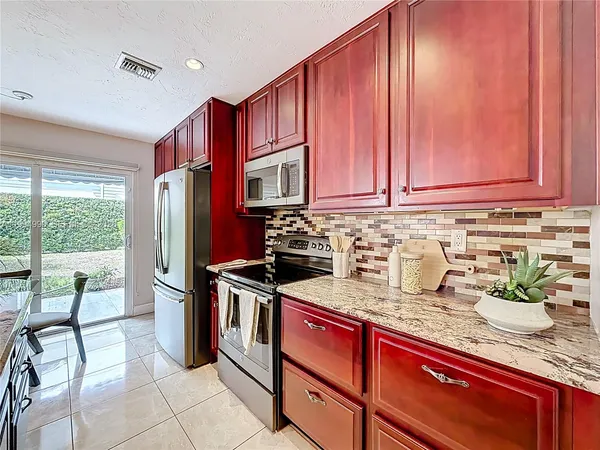 $545,000 | 5043 Pointe Emerald Lane, Boca Raton, FL 33431