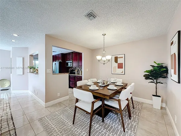$545,000 | 5043 Pointe Emerald Lane, Boca Raton, FL 33431